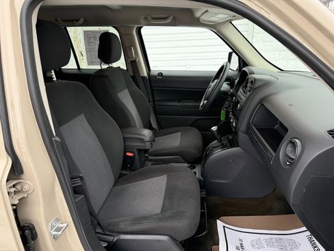 Used 2017 Jeep Patriot Sport w/ Power Value Group image 15