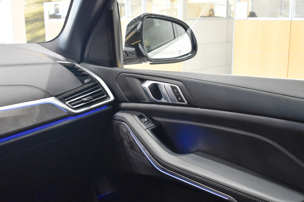 Used 2020 BMW X5 xDrive40i w/ Convenience Package AWD/4WD image 24
