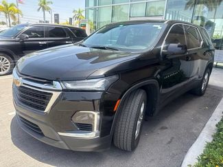 Used 2023 Chevrolet Traverse LS FWD video 2