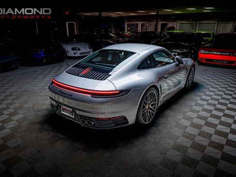 Used 2023 Porsche 911 Carrera 4S image 4