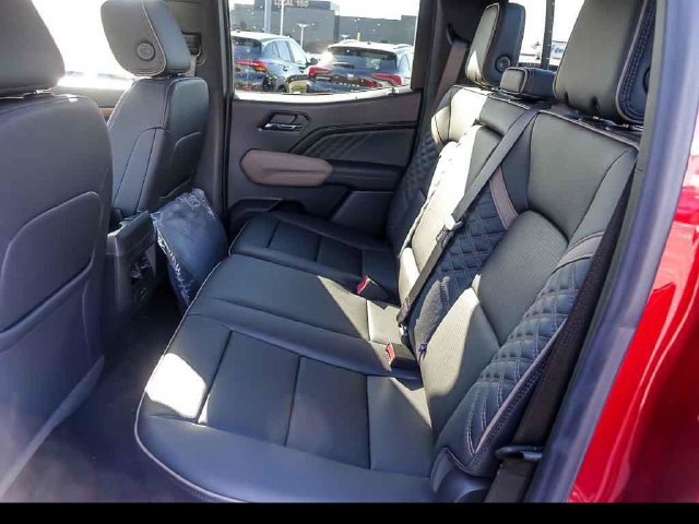 New 2026 GMC Canyon Denali AWD/4WD image 15