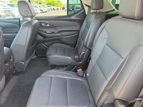 Used 2020 Chevrolet Traverse Premier w/ Redline Edition FWD image 12