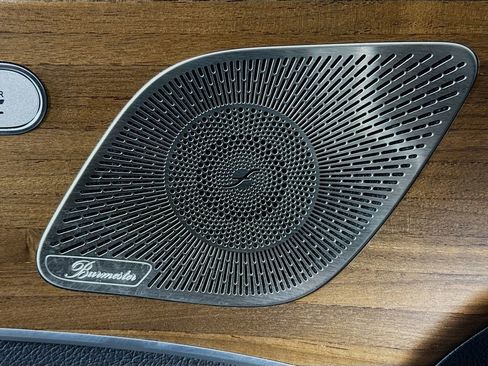 Used 2024 Mercedes-Benz GLE 350 4MATIC w/ Winter Package image 19