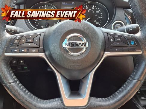 Used 2020 Nissan Rogue SL w/ Premium Package AWD/4WD image 18