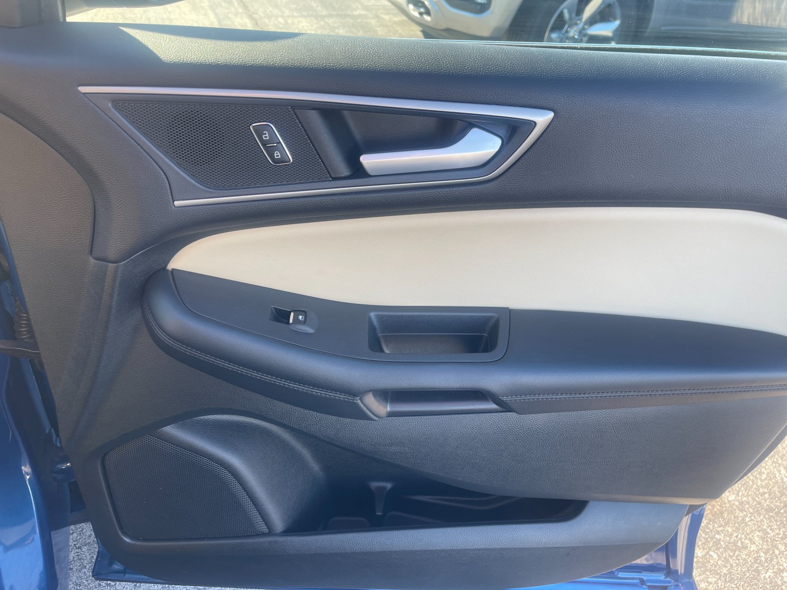 Used 2024 Ford Edge SEL AWD/4WD image 21
