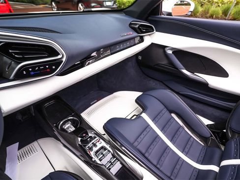 Certified 2025 Ferrari 296 GTS image 33