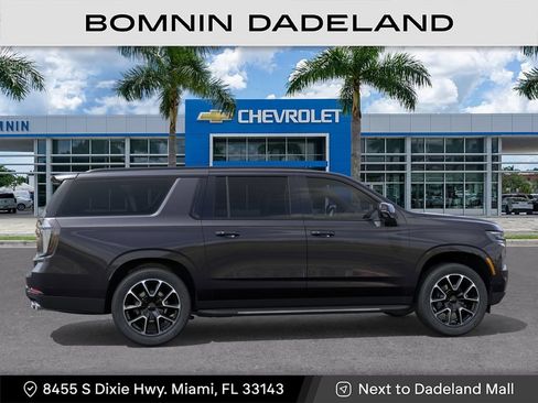 New 2026 Chevrolet Suburban RST RWD image 6