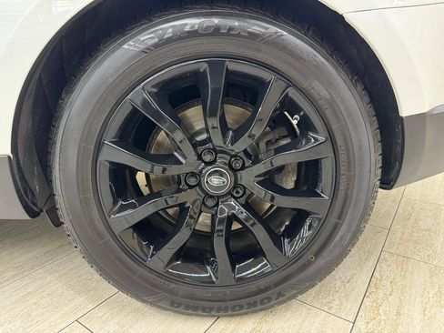 Used 2017 Land Rover Range Rover Sport HSE AWD/4WD image 44