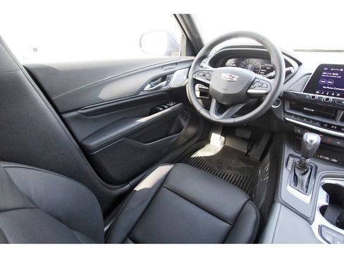New 2025 Cadillac CT4 Premium Luxury image 8