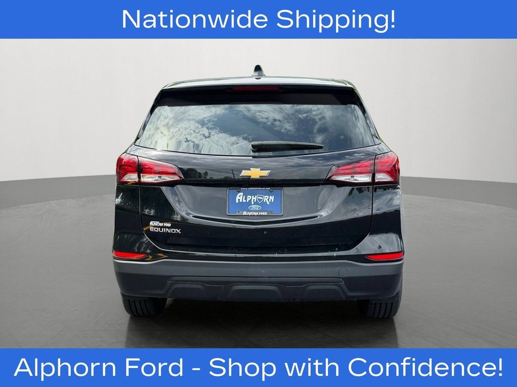 Used 2024 Chevrolet Equinox LS w/ LS Convenience Package FWD image 4