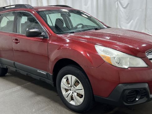 Used 2014 Subaru Outback 2.5i AWD/4WD image 3