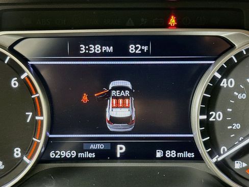 Used 2025 Nissan Rogue SV AWD/4WD image 19
