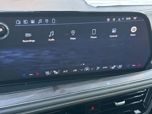 New 2026 Chevrolet Suburban Premier image 18