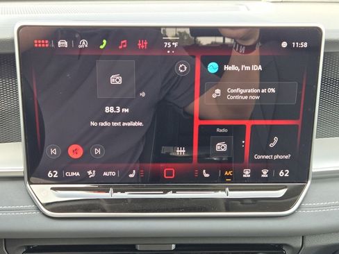 New 2026 Volkswagen Tiguan SE FWD image 13
