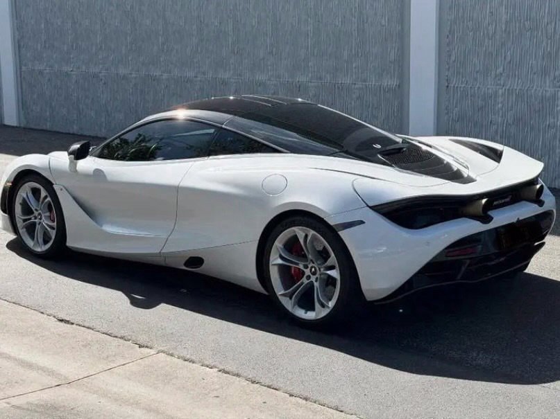 Used 2020 McLaren 720S Performance RWD image 4