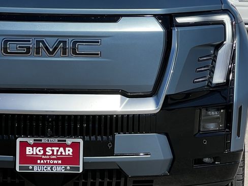 New 2025 GMC Sierra EV Denali image 7