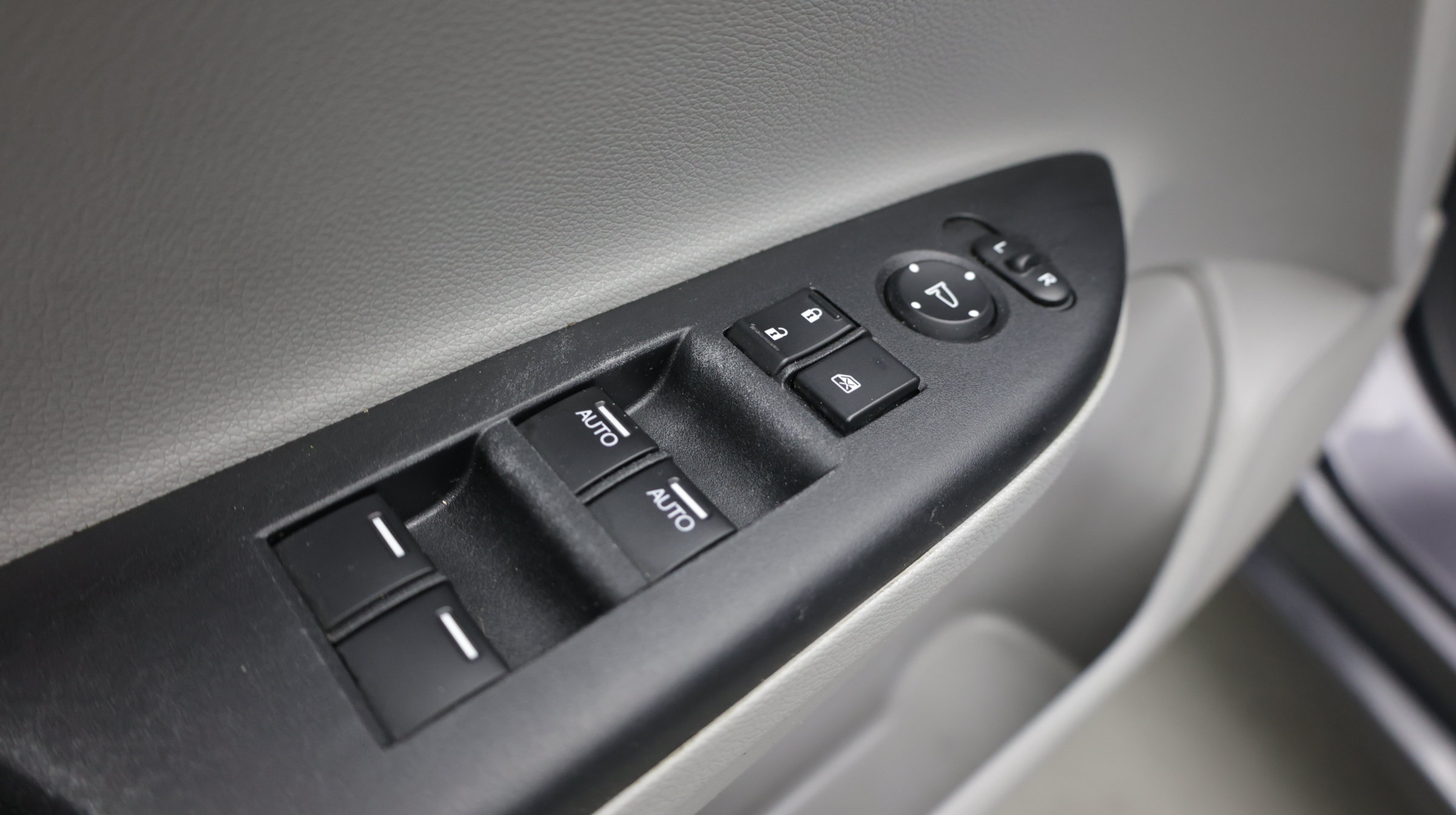 Used 2016 Honda Accord EX-L image 15