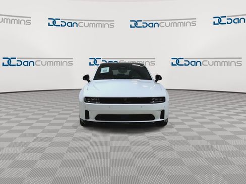 Used 2025 Dodge Charger R/T w/ Quick Order Package 25M R/T image 3