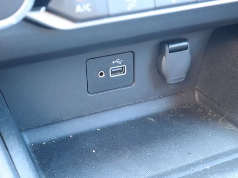 Used 2024 Nissan Altima 2.5 S FWD image 21