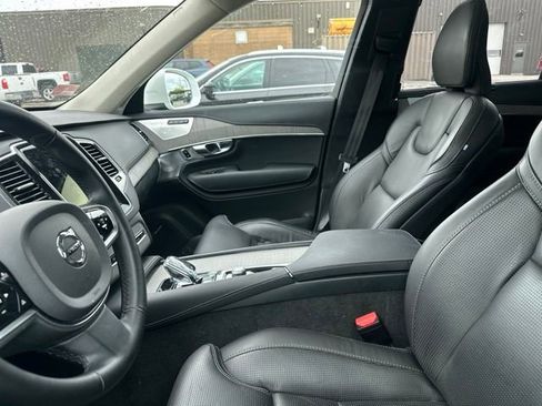 Used 2025 Volvo XC90 T8 Ultra w/ Lounge Package AWD/4WD image 7