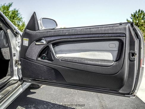 Used 2002 Mercedes-Benz SL 500 image 36