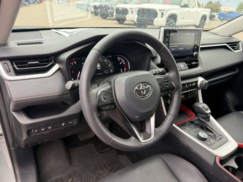 Used 2021 Toyota RAV4 TRD Off-Road w/ TRD Off-Road Weather Package AWD/4WD image 31