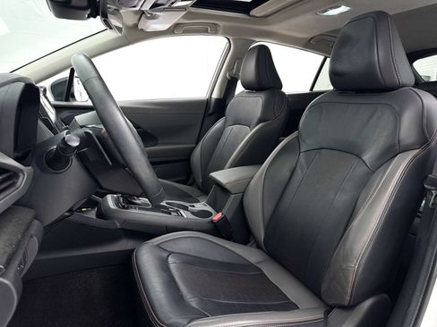 Used 2024 Subaru Crosstrek 2.5i Limited w/ Crosstrek Mirror Package AWD/4WD image 18