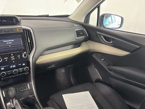 Used 2021 Subaru Ascent Premium w/ Convenience Package image 18