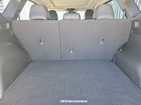 Used 2022 Hyundai Tucson Limited w/ Cargo Package image 28