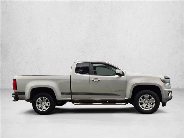 Used 2018 Chevrolet Colorado LT w/ LT Convenience Package RWD image 4
