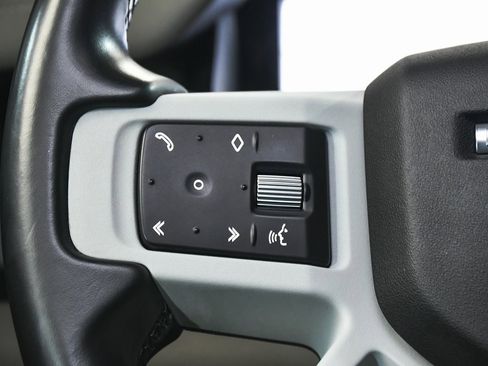 Used 2021 Land Rover Defender 110 X-Dynamic SE image 35