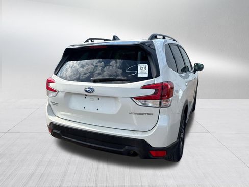 Used 2024 Subaru Forester Premium AWD/4WD image 7