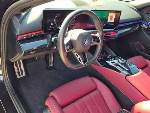 Certified 2024 BMW i5 eDrive40i w/ M Sport Package RWD image 10
