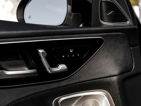 Used 2022 Mercedes-Benz C 300 Sedan w/ Exclusive Trim Package image 46