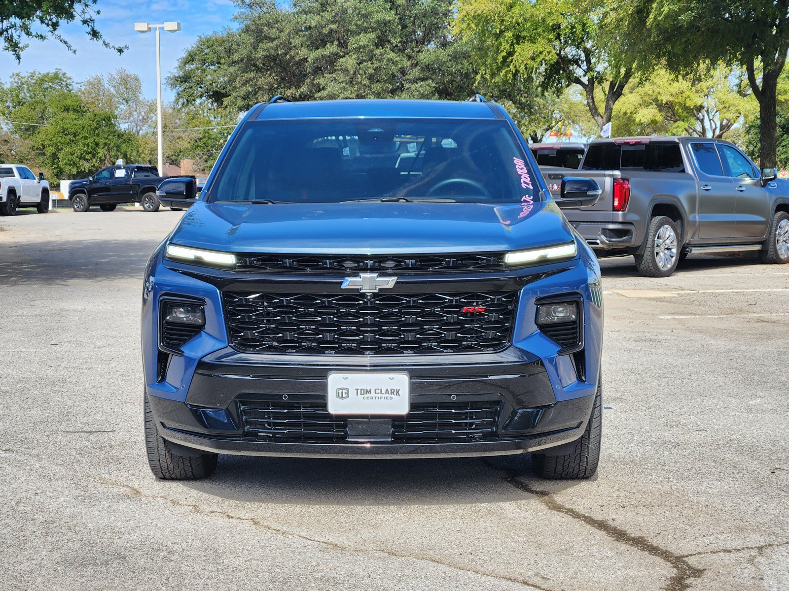 Used 2024 Chevrolet Traverse RS FWD image 33