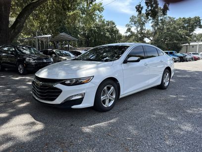 Used 2022 Chevrolet Malibu LT