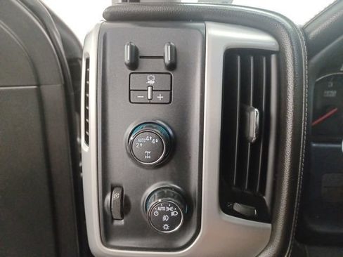 Used 2018 GMC Sierra 1500 SLT AWD/4WD image 21