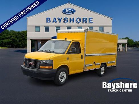 Used 2021 GMC Savana 3500 w/ Power Convenience Package RWD image 1