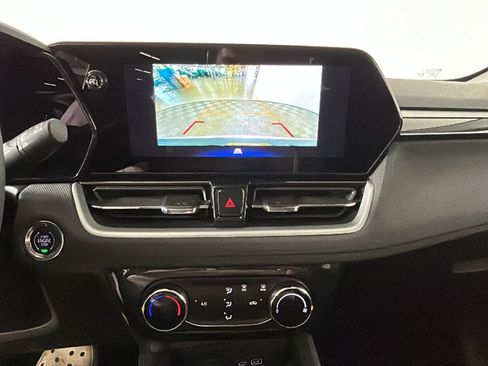 Used 2025 Chevrolet TrailBlazer LT FWD image 26