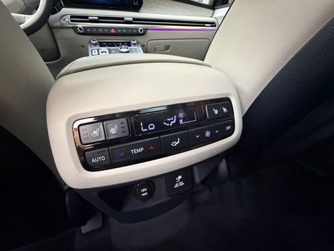 Used 2023 Hyundai Palisade Calligraphy w/ Cargo Package AWD/4WD image 32