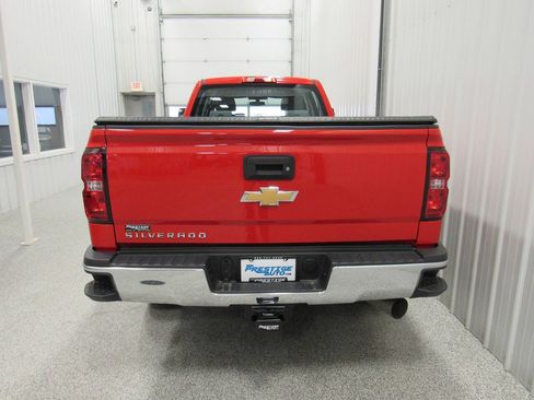 Used 2019 Chevrolet Silverado 2500 W/T image 12
