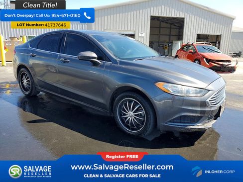 Used 2017 Ford Fusion SE w/ Fusion SE Technology Package FWD image 5