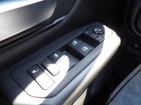 New 2026 RAM 1500 Express AWD/4WD image 16