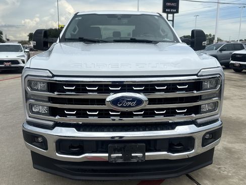 Used 2026 Ford F250 Lariat AWD/4WD image 15