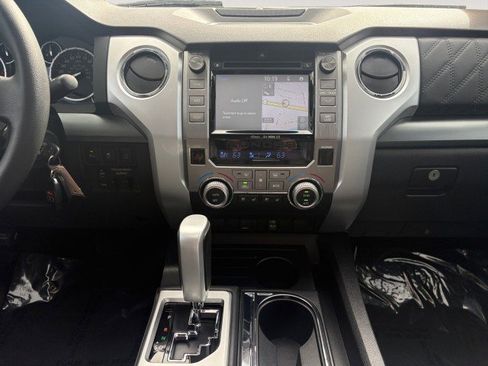 Used 2016 Toyota Tundra Platinum image 7