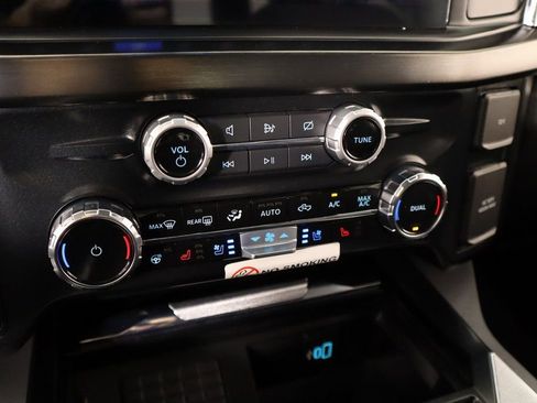 Used 2024 Ford F250 Lariat image 7