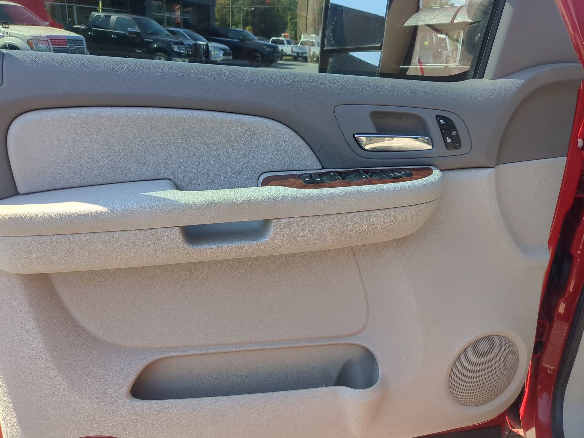 Used 2008 Chevrolet Silverado 3500 LTZ w/ EZ-Lift Tailgate Package RWD image 12