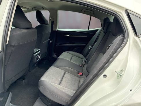 Used 2025 Toyota Camry LE FWD image 22