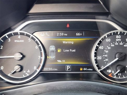 Used 2022 Nissan Murano SV w/ SV Midnight Edition Package image 16