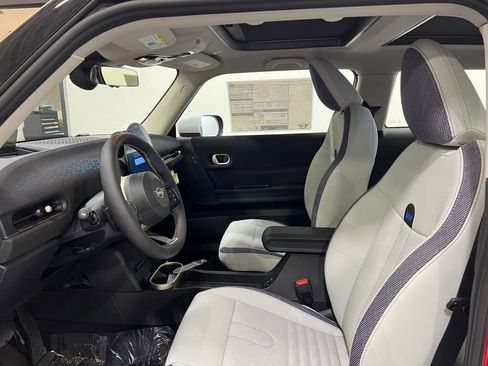 Certified 2025 MINI Cooper S image 12